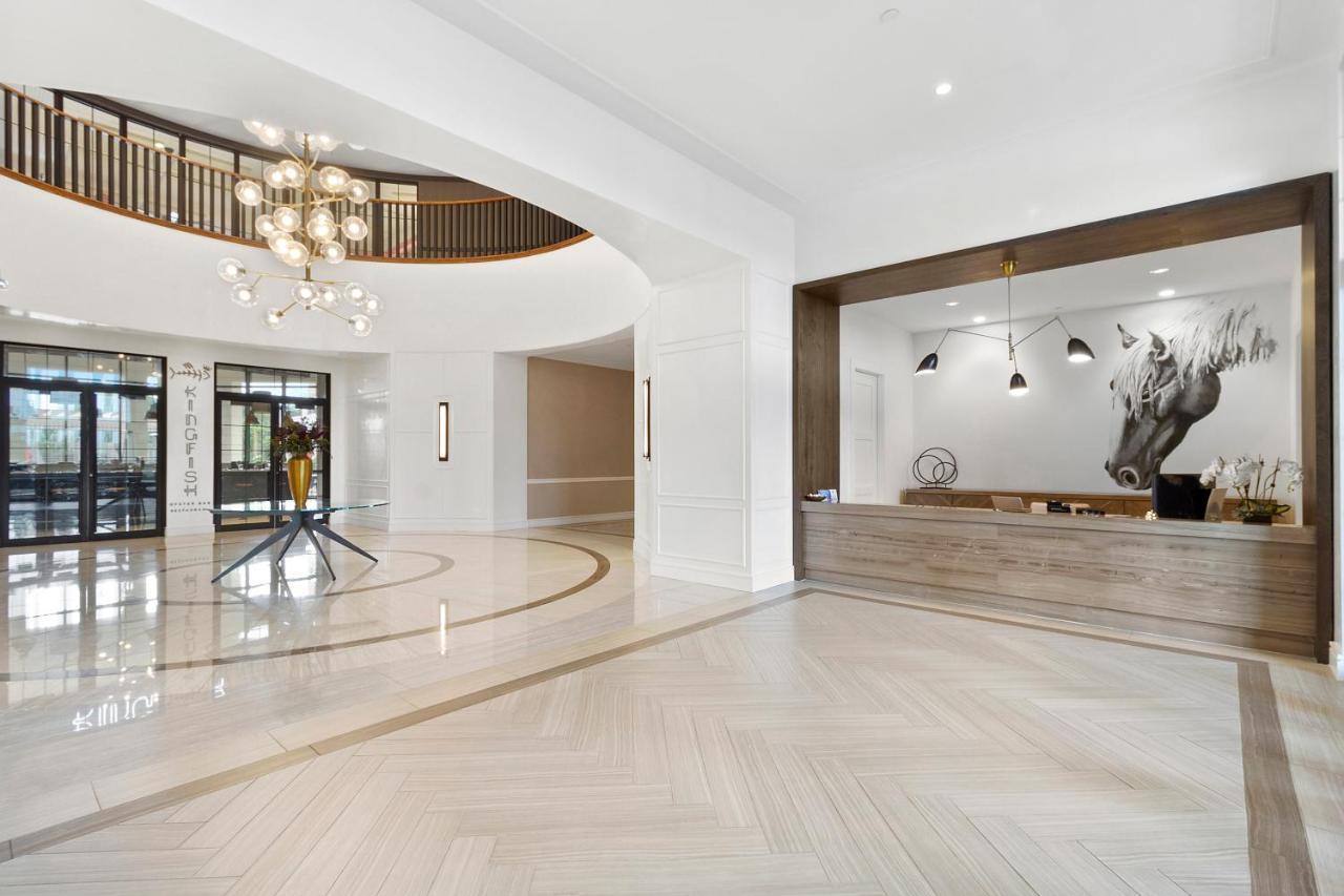 The Vanderbilt Hotel Suites Westbury Exterior photo